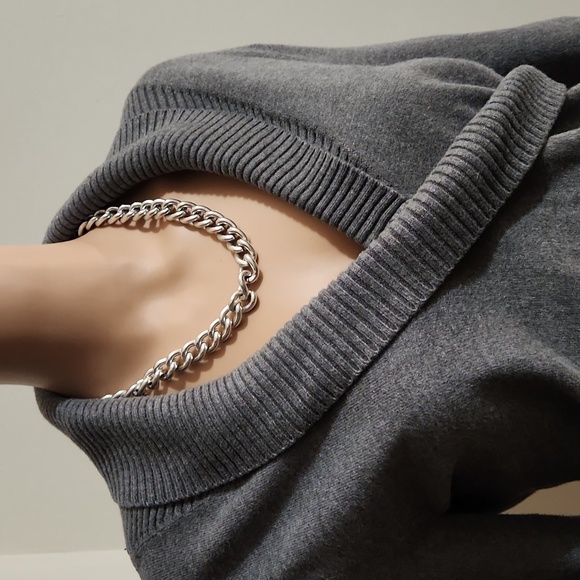 Grey V-neck Sweater - Picture 10 of 11